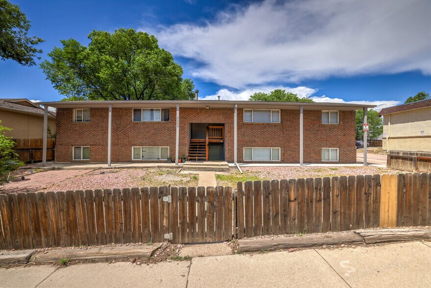 More Photos Of 4060 Airport Rd, Colorado Springs Apartments For Sale