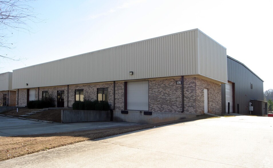 More Photos Of 170 Andrew Dr, Stockbridge Distribution For Lease