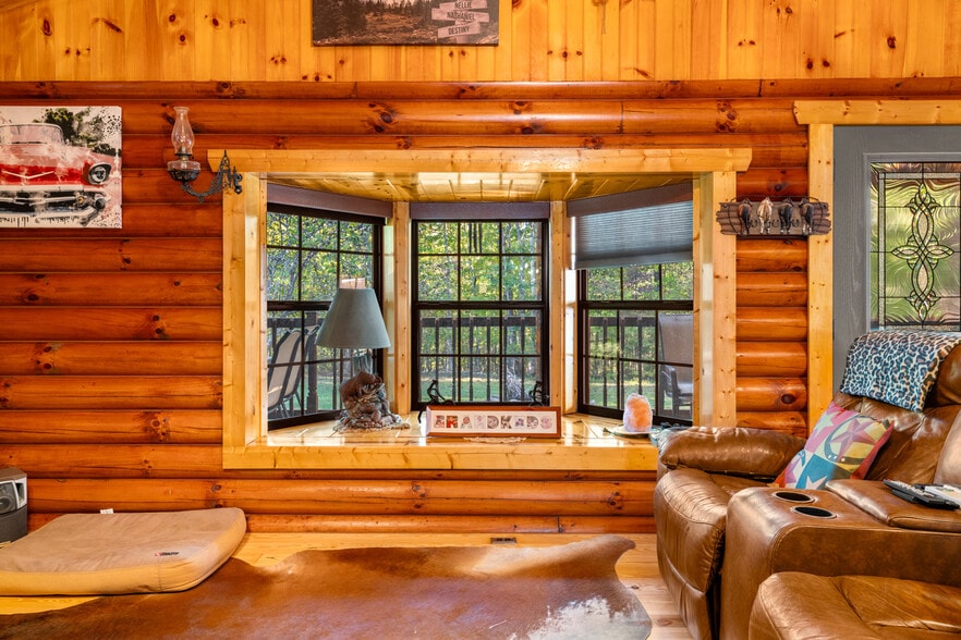 More Photos Of 228 Pattie Gap Rd, Philadelphia Apartments For Sale