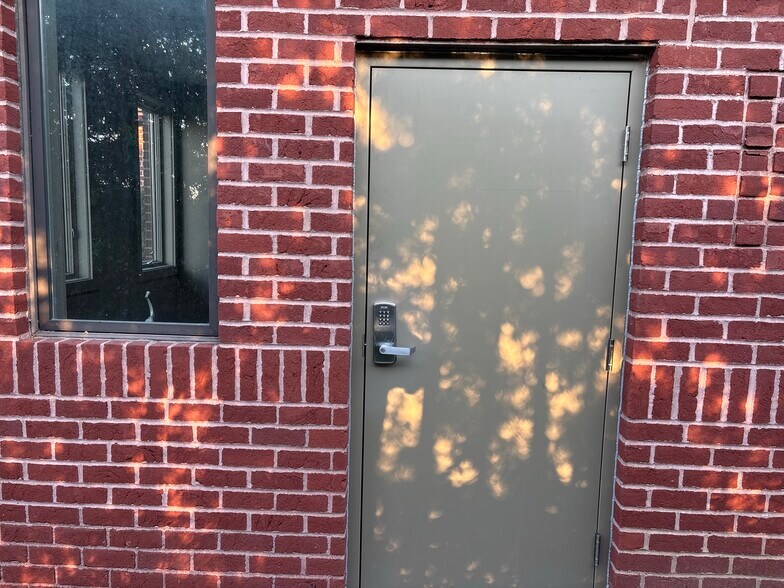More Photos Of 7060 Spring Meadows Dr W, Holland Medical For Lease