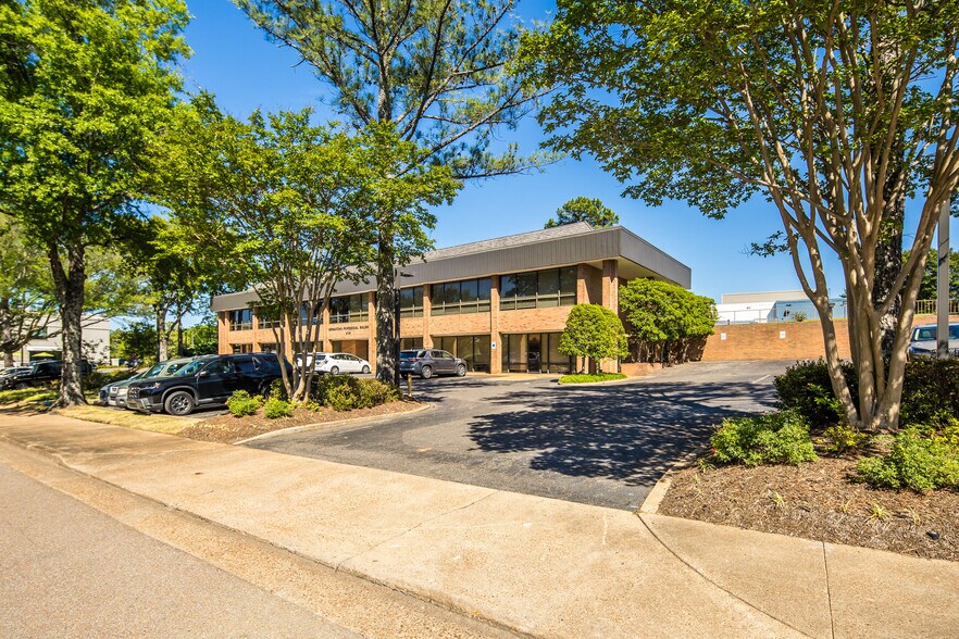 Primary Photo Of 2136 Exeter Rd, Germantown Medical For Lease