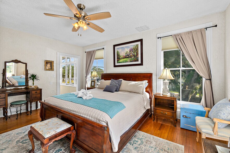 More Photos Of 444 S Beach St, Daytona Beach Hospitality For Sale