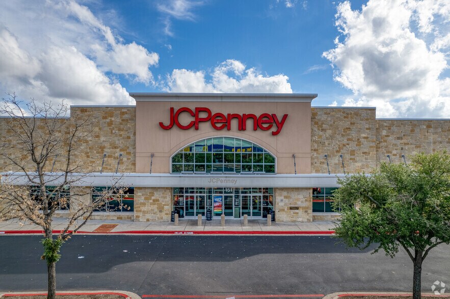 More Photos Of 201 University Oaks Blvd, Round Rock Unknown For Lease