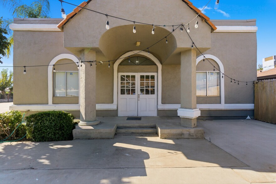 More Photos Of 375 C St, Arvin Specialty For Sale