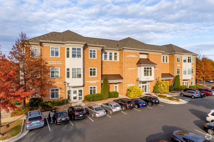 46161 Westlake Dr 3rd Floor - Unit 330  