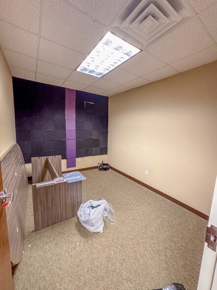 More Photos Of 2190 N Norcross Tucker Rd, Norcross Office For Lease