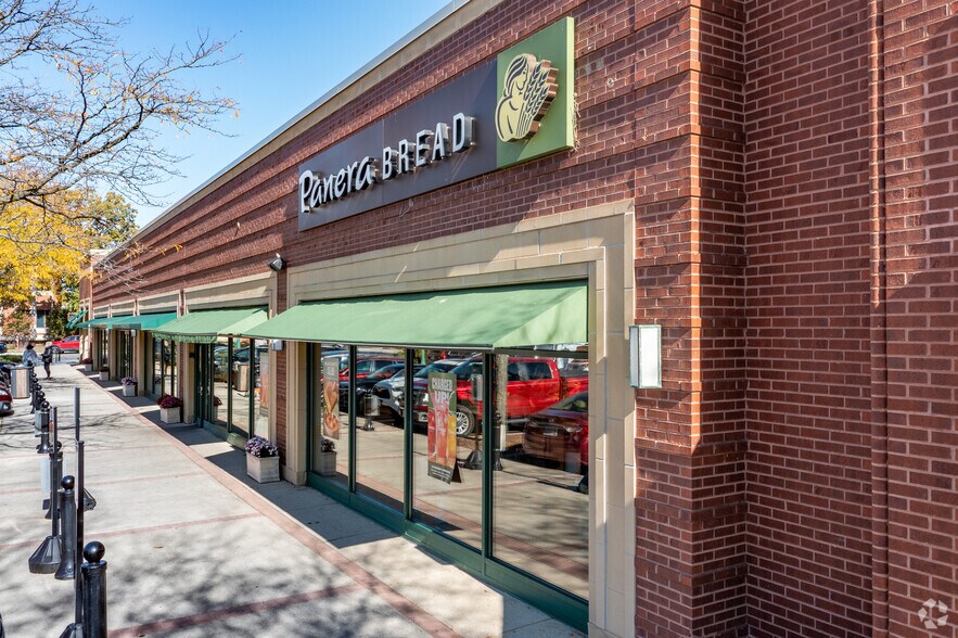 More Photos Of 1199 Wilmette Ave, Wilmette General Retail For Lease