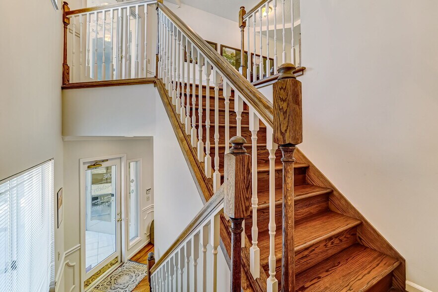 More Photos Of 5233 San Jose Blvd, Jacksonville Office Residential For Lease