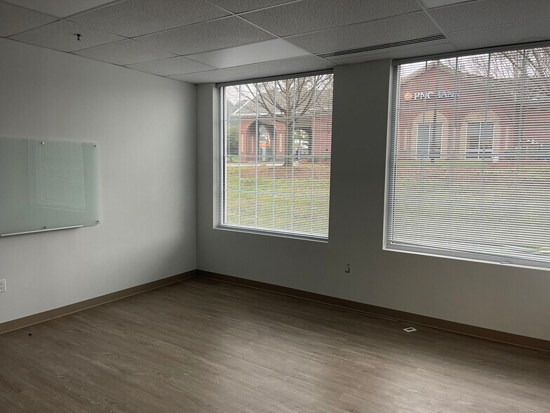 More Photos Of 50101 Governors Dr, Chapel Hill Office For Lease