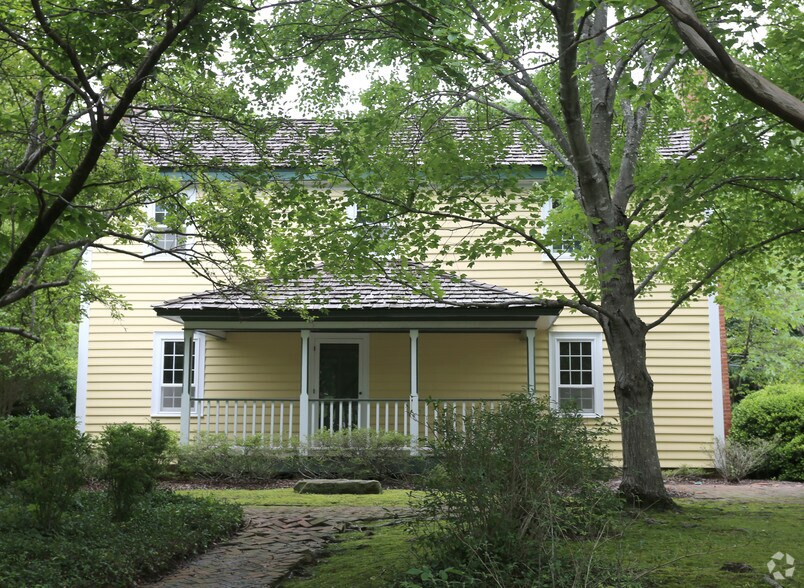 More Photos Of 720 W Main St, Jamestown Medical For Sale