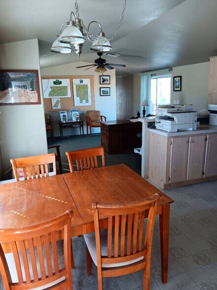More Photos Of 6 New Mexico 36, Quemado Office For Sale