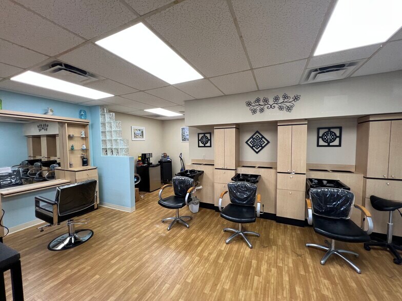 More Photos Of 100 Madrid Blvd, Punta Gorda Office For Sale