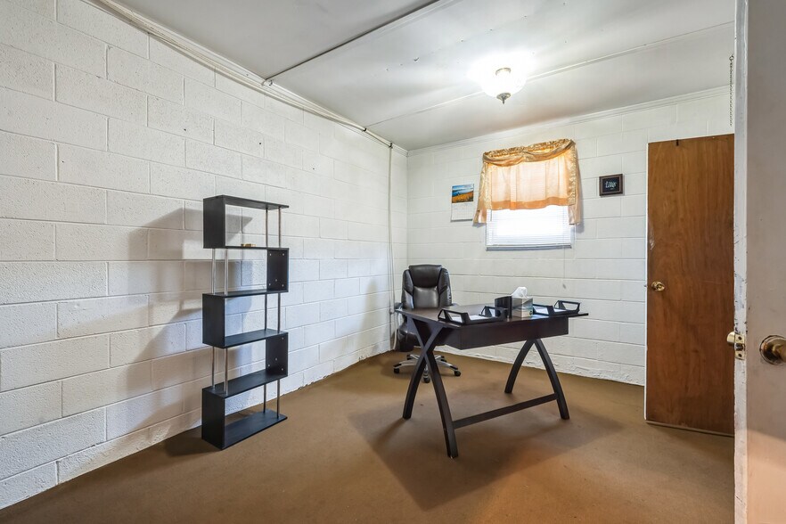 More Photos Of 1040 US-13, Windsor Religious Facility For Sale