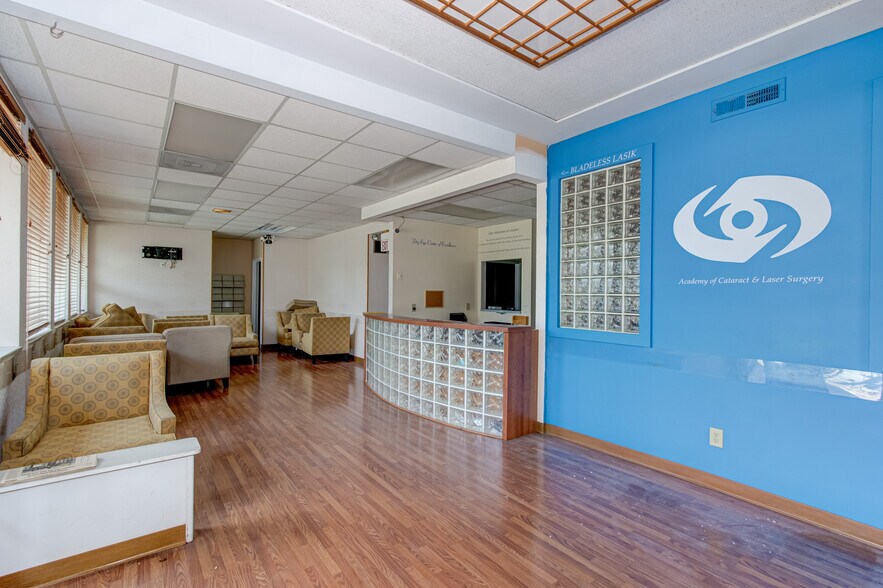 More Photos Of 909 15th St, Augusta Medical For Sale
