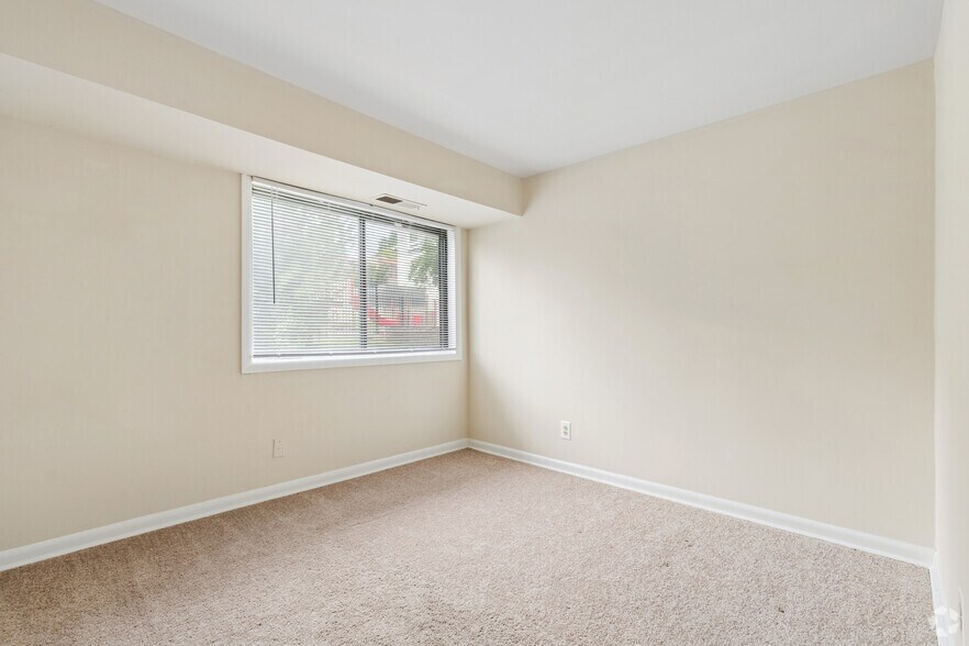More Photos Of 1212 Southern Ave SE, Washington Apartments For Sale