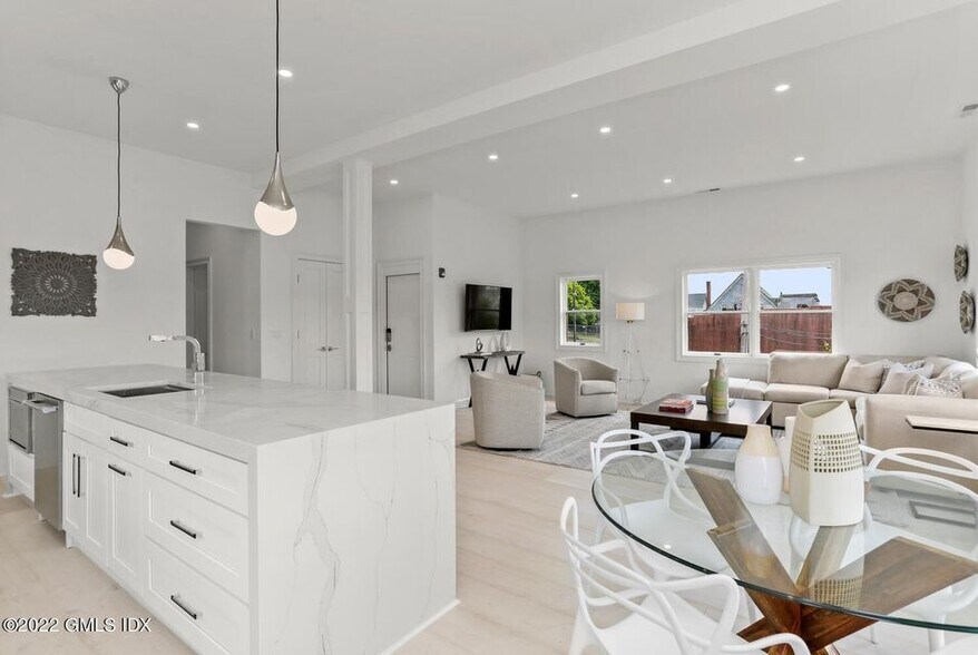 More Photos Of 9 S Water St, Greenwich Storefront Retail Office For Sale