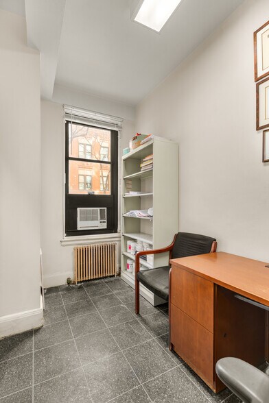 More Photos Of 235 E 22nd St, New York Apartments For Sale