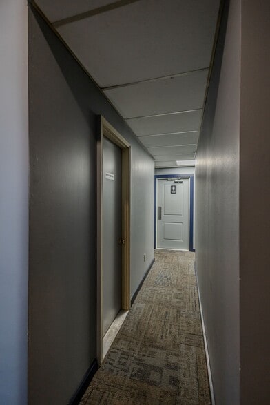 More Photos Of 1525 16th St, Central City General Retail For Sale