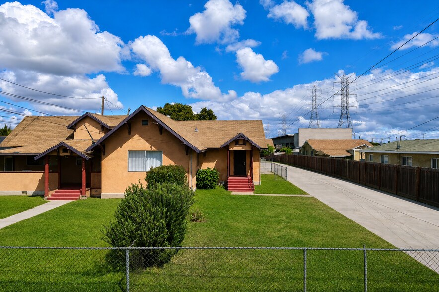 Primary Photo Of 9014 S Fir Ave, Los Angeles Apartments For Sale