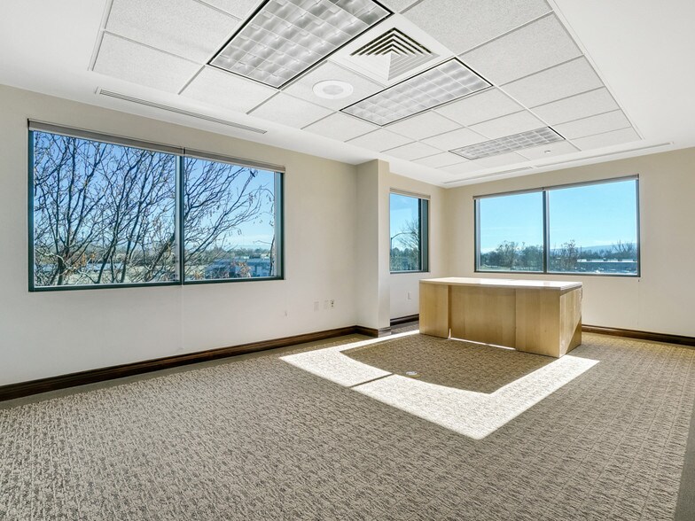 More Photos Of 2530 E Foresight Cir, Grand Junction Manufacturing For Sale
