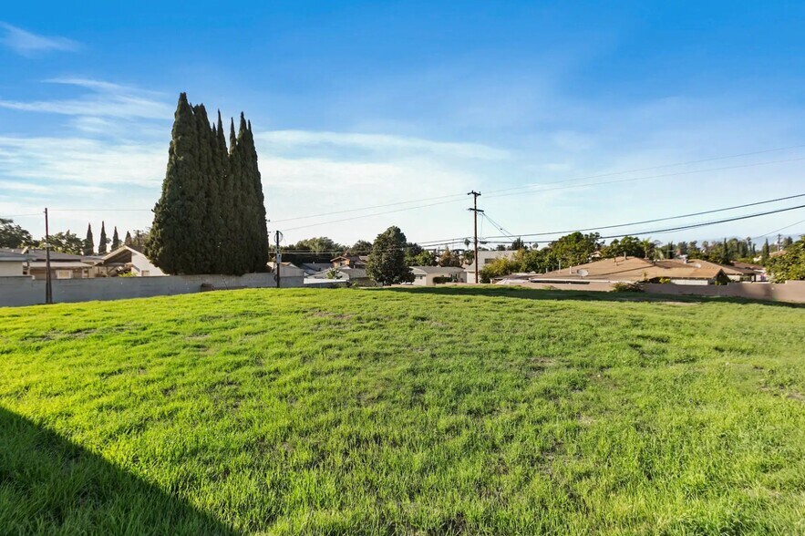 More Photos Of 12121 Loma Dr, Whittier Land For Sale