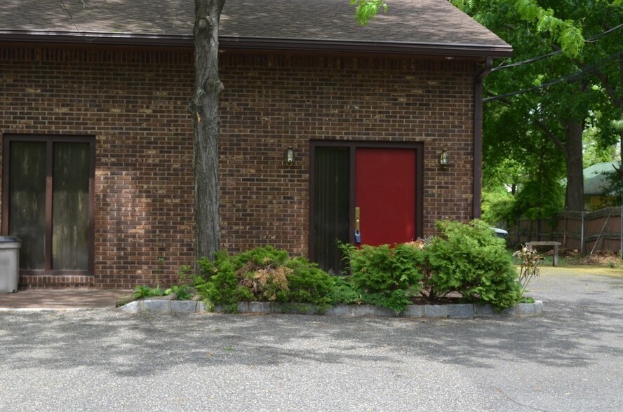 More Photos Of 35 Belden Pl, Montclair Loft Creative Space For Sale