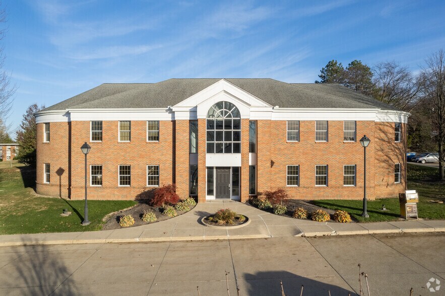 More Photos Of 123 S Miller Rd, Akron Office For Lease