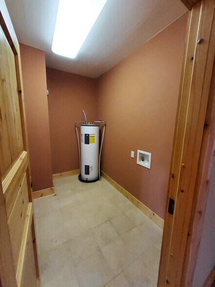 More Photos Of 1795 NC 108 Hwy E, Columbus Office For Sale