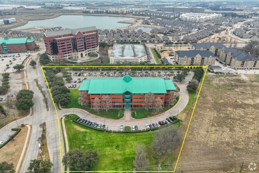 More Photos Of 1750 Valley View Ln, Dallas Office For Sale