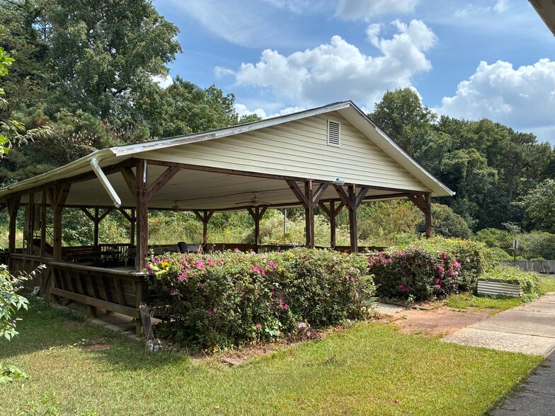 More Photos Of 4530 Janice Dr, Atlanta Assisted Living For Sale