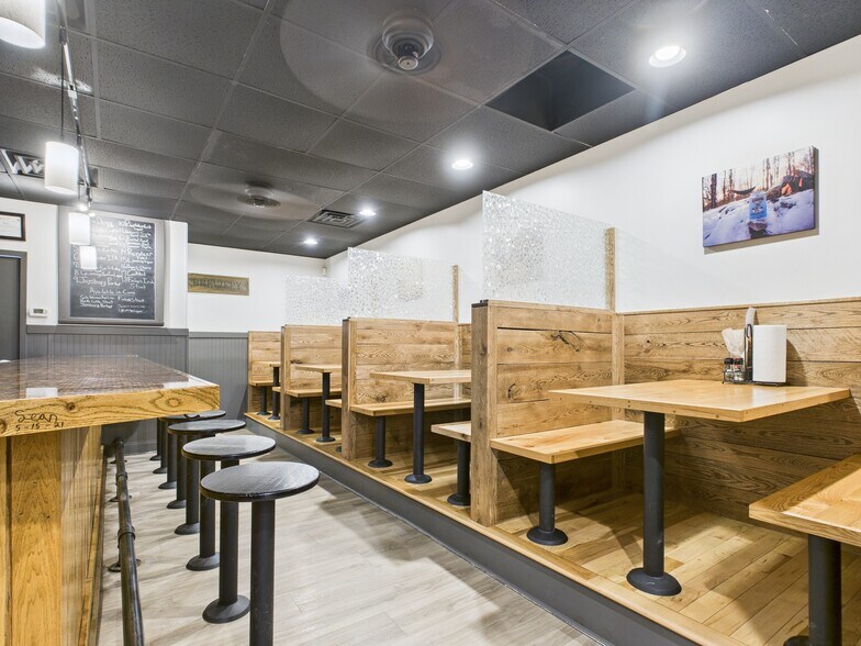 More Photos Of 913 Arch St, Williamsport Restaurant For Sale