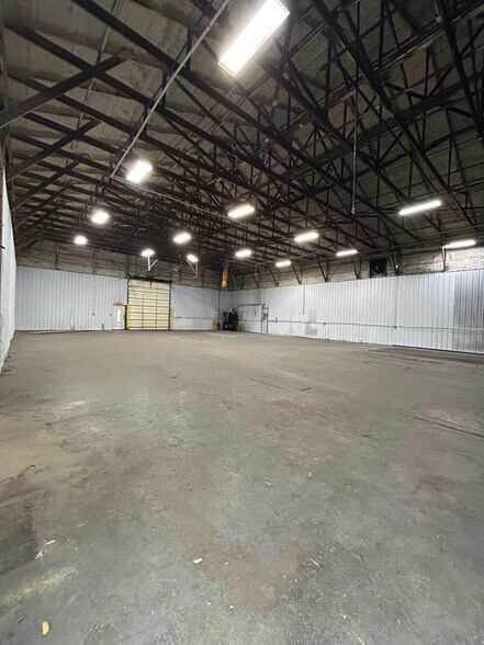 More Photos Of 9340 Shaver Rd, Portage Manufacturing For Sale