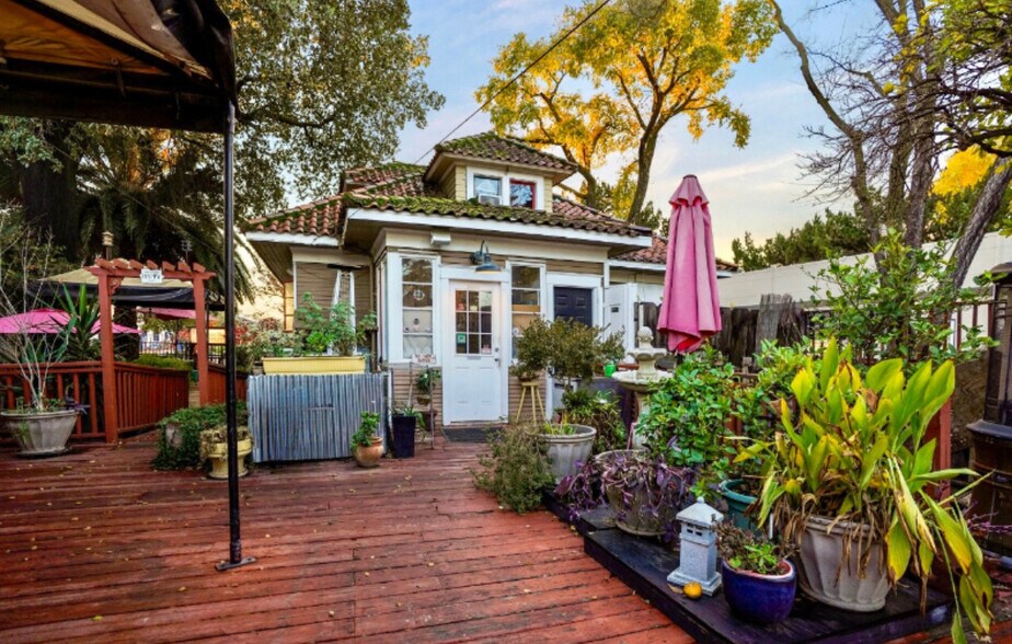 More Photos Of 1126 14th St, Modesto Restaurant For Sale