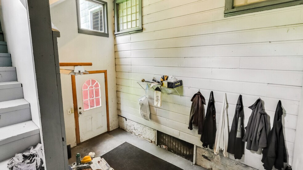 More Photos Of 106 S Harding St, Owen Apartments For Sale