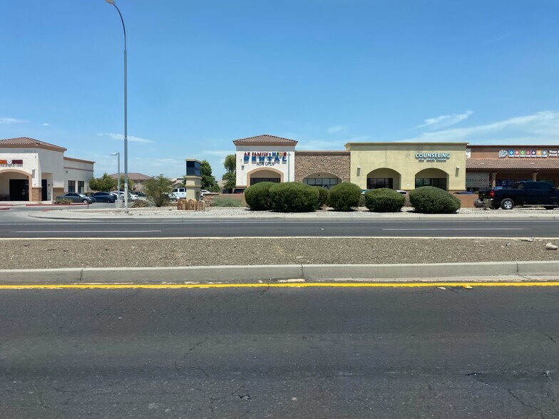 More Photos Of 2610 W Baseline Rd, Phoenix Storefront Retail Office For Lease