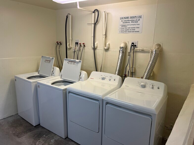 More Photos Of 1770 Parkside Dr., Walnut Creek Apartments For Sale