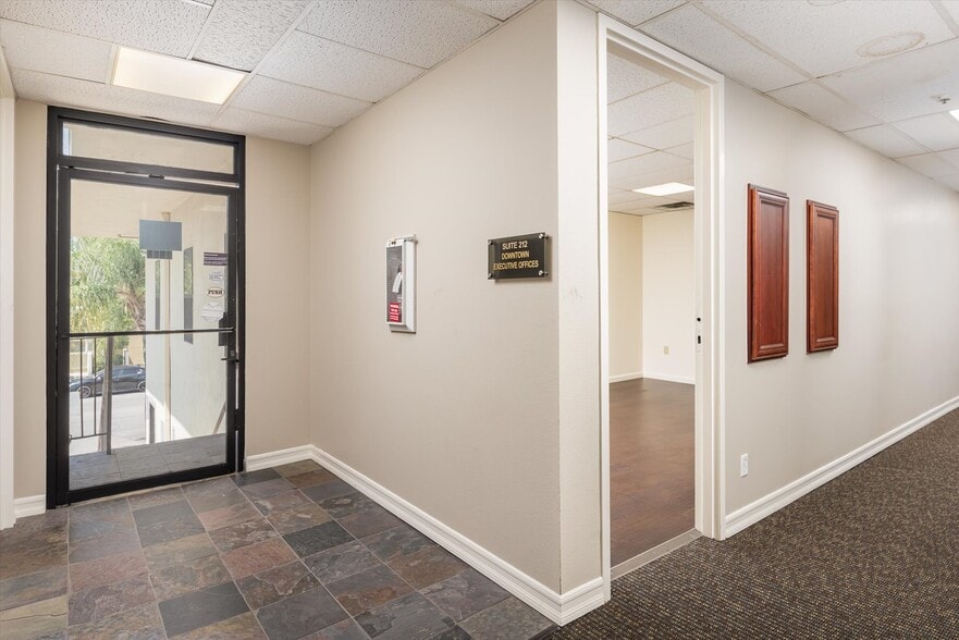 More Photos Of 365 W 2nd Ave, Escondido Loft Creative Space For Lease