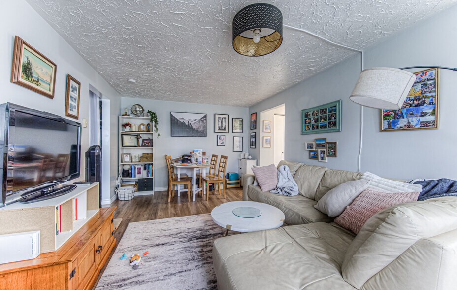 More Photos Of 15 Killdeer Rd, Elmira Apartments For Sale