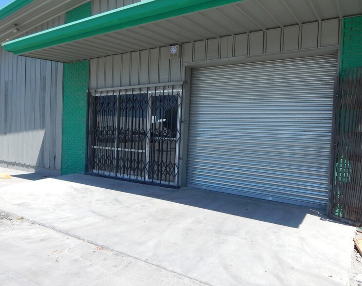 More Photos Of 13643-13649 Rosecrans Ave, Santa Fe Springs Warehouse For Lease