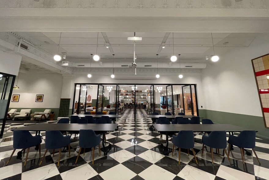 More Photos Of 1301 Chestnut St, Philadelphia Office For Lease