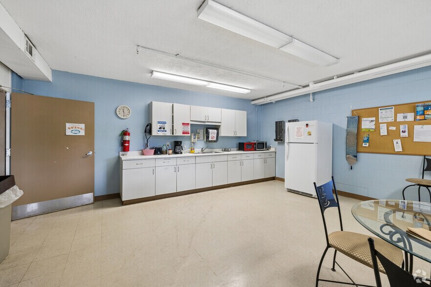 More Photos Of 901 Luther Pl, Albert Lea Skilled Nursing Facility For Sale