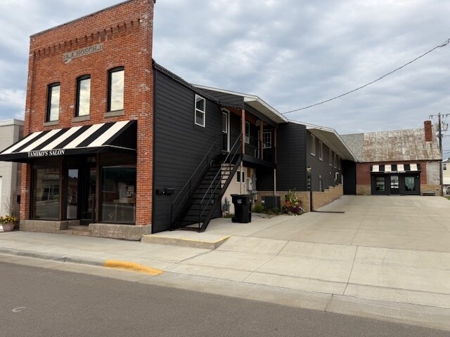 Primary Photo Of 111 E Grove St, Caledonia General Retail For Sale
