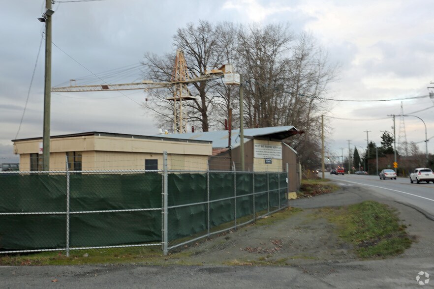 More Photos Of 8261-8295 River Rd, Delta Manufacturing For Lease