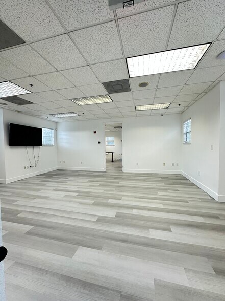 More Photos Of 1661 Sandspur Rd, Maitland Office For Lease