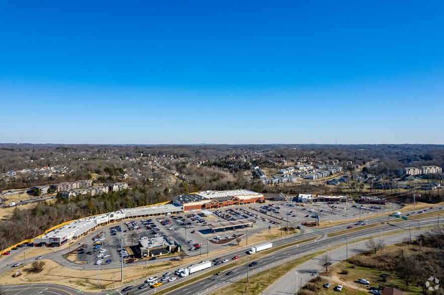 More Photos Of 5500-5570 Old Hickory Blvd, Hermitage Unknown For Lease