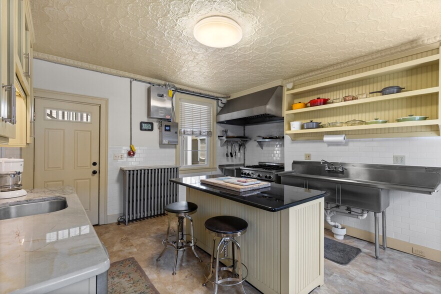 More Photos Of 900 Main St, Wellsburg Specialty For Sale
