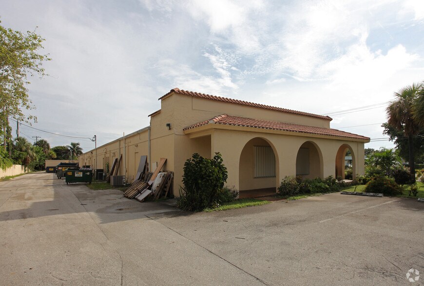 More Photos Of 1901-1949 NW 2nd Ave, Boca Raton Unknown For Lease