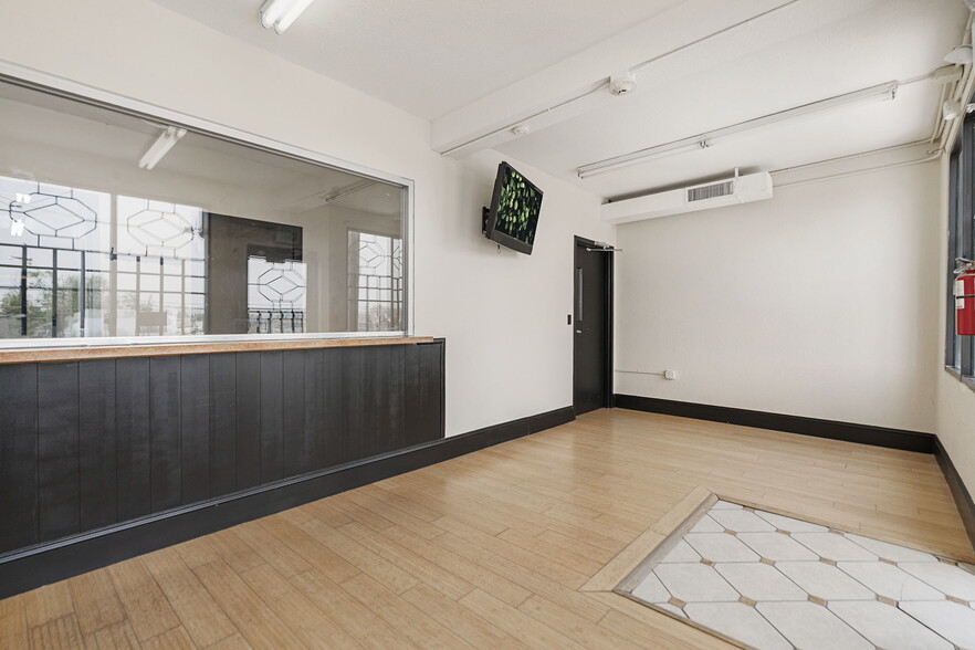 More Photos Of 5410-5430 W 44th Ave, Denver Freestanding For Lease