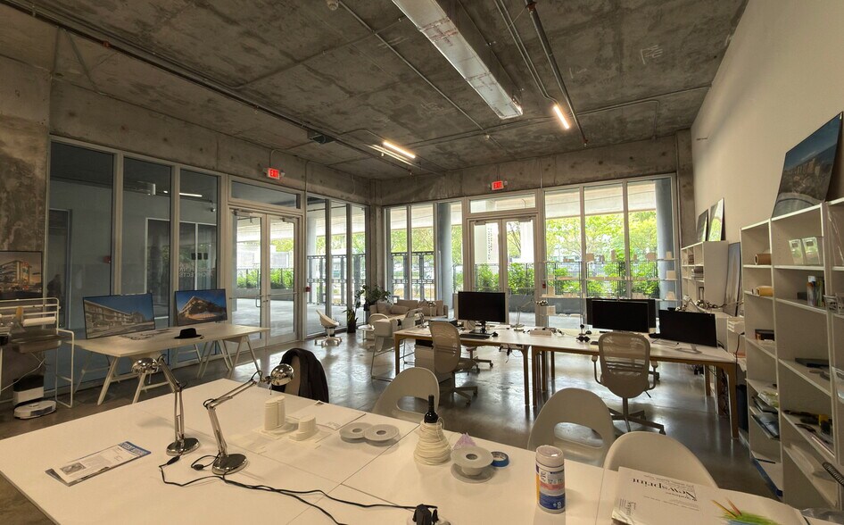 More Photos Of 2900 SW 28th Ln, Miami Apartments For Lease