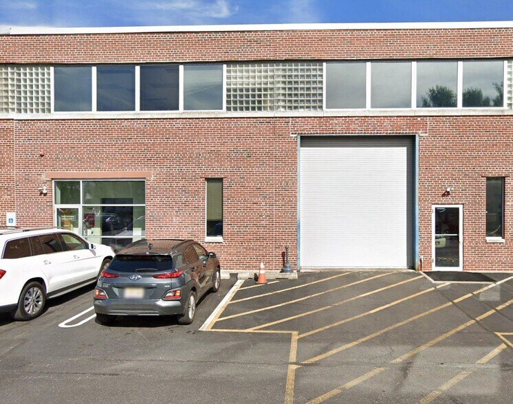Primary Photo Of 3775 Park Ave, Edison Warehouse For Lease